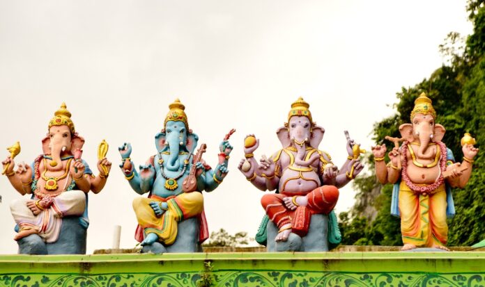 hindu-2628776_1280