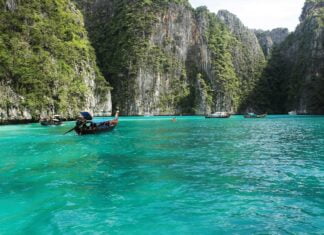 Tajlandia w porze deszczowej? Co robić w Krabi w czasie tajfunu?